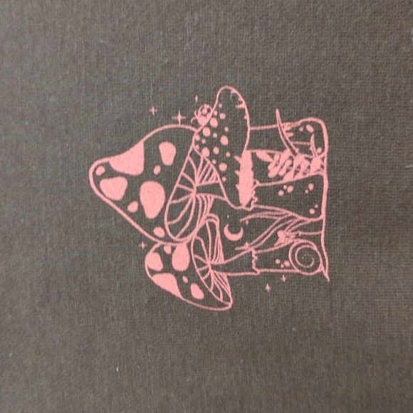 Social Scene Live Wild Brown Hoodie Back Print Pink Mushrooms Kangaroo Pocket - Picture 2 of 9